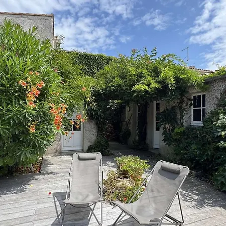 Maison De Village Avec Beaucoup De Charme Villa *