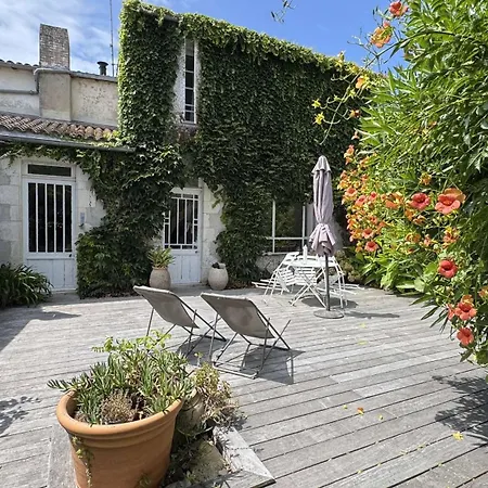 Maison De Village Avec Beaucoup De Charme Villa *