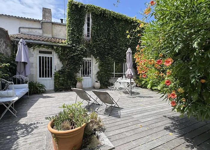 Maison De Village Avec Beaucoup De Charme Villa *